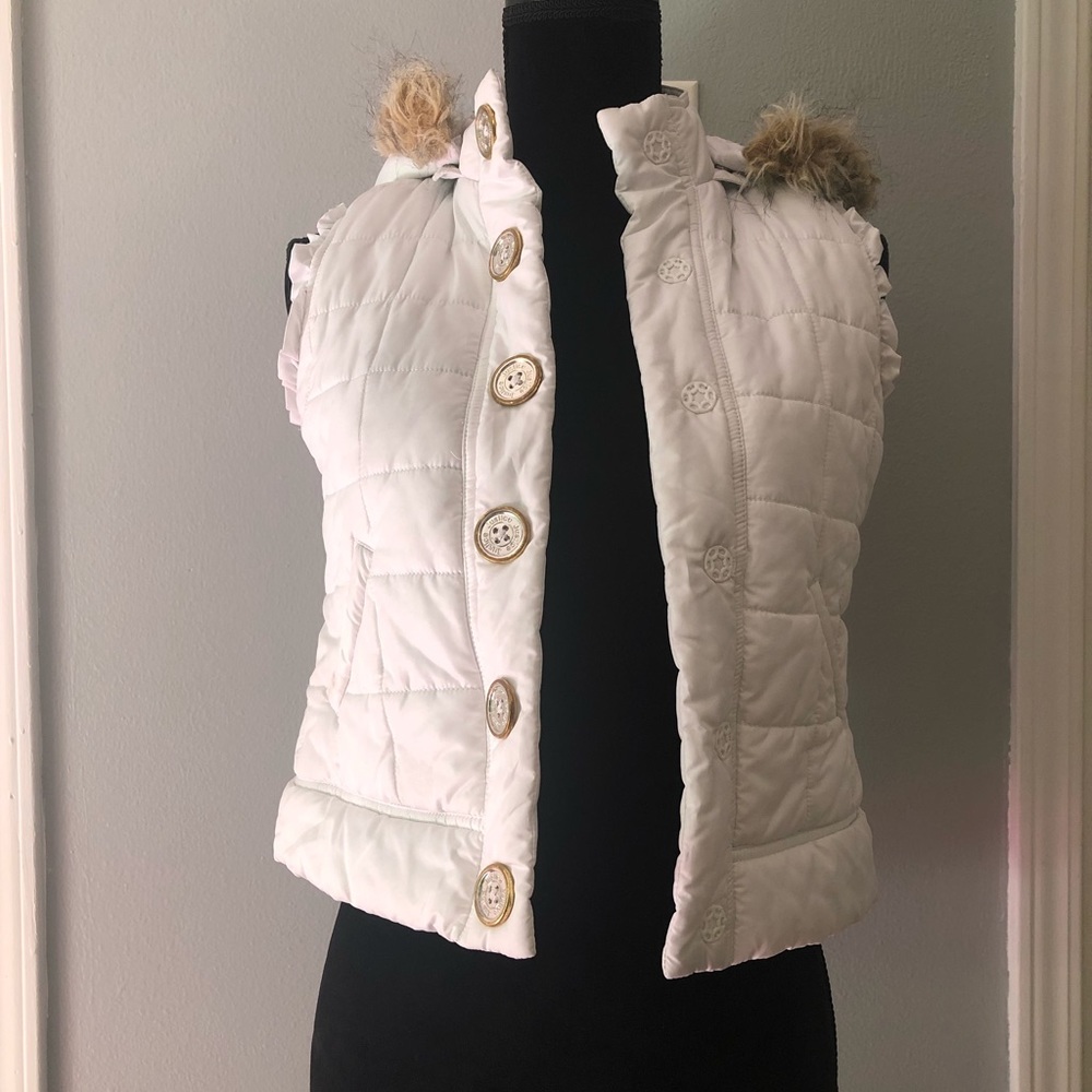 White puffer vest